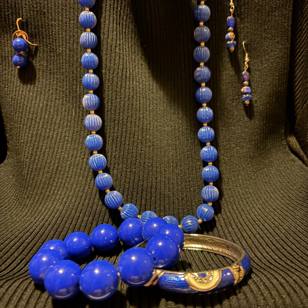 Bold Lapis Blue Beaded Necklace and Bracelet Set - Elegant Women's Jewelry